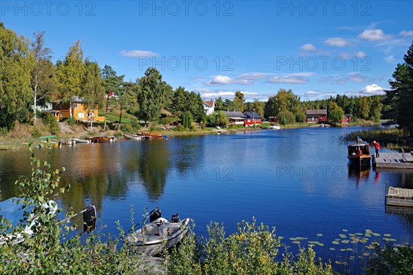 Left Norway, Right Sweden, Lake separating two countries, Norra Kornsjoen, Sweden, Norway, Europe