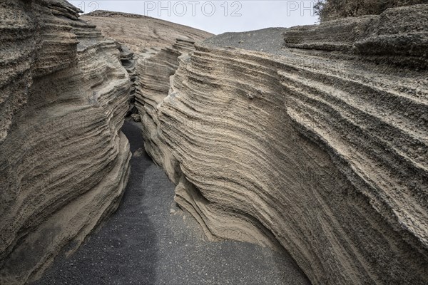 Volcanic fissure, Las Grietas, Lanzarote, Canary Islands, Spain, Europe