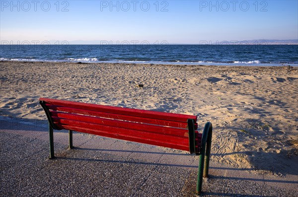 Bench, bench, red, sea, beach, Peraia, also Perea, evening light, Thessaloniki, Macedonia, Greece, Europe