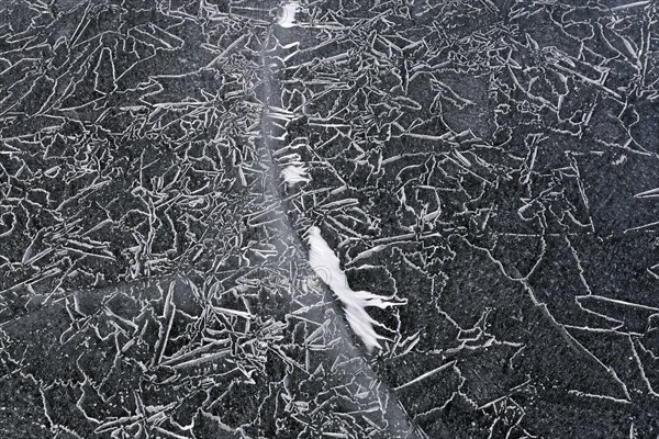 Winter, ice pattern on the Saint Lawrence River, Province of Quebec, Canada, North America