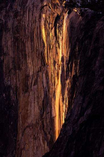 Sunset, Yosemite Firefall, nature, phenomenon, flowing fire, lava, natural phenomenon, waterfall, February, 2024, Horsetail Fall, El Capitan, Yosemite, California, USA, North America