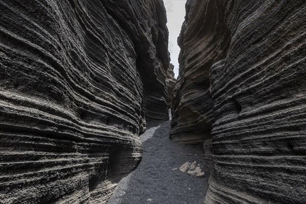 Volcanic fissure, Las Grietas, Lanzarote, Canary Islands, Spain, Europe