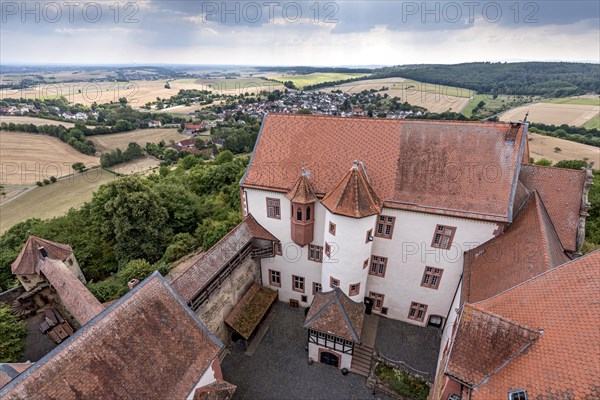 Rondel and battlements of the Zwinger, Zinzendorfbau, Palas with stair tower, new bower, inner courtyard, Ronneburg Castle, medieval knight's castle, Ronneburg, view from the keep, Ronneburger Huegelland, Main-Kinzig-Kreis, Hesse, Germany, Europe