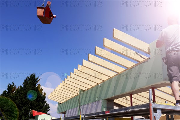 Roof work on a new residential building