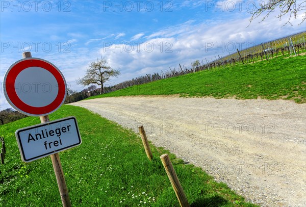 Traffic sign on a gravel cycle path, Birnau, Baden-Wuerttemberg, Germany, Europe