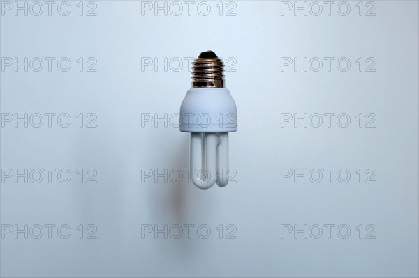 Energy saving light bulb