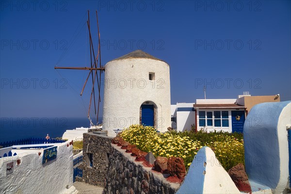 Windmill, Ia, Oia, Santorini, Thira, Cyclades, Greece, Europe