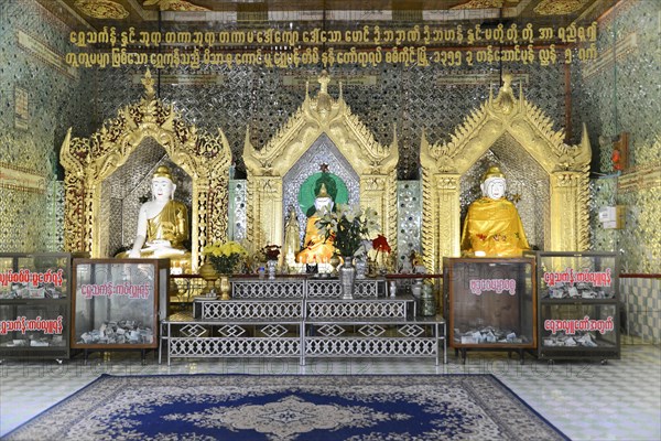 Mahamuni Pagoda, Mandalay, Burma, Burma, Myanmar, Asia