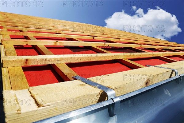 Roofing work, re-roofing of a tiled roof