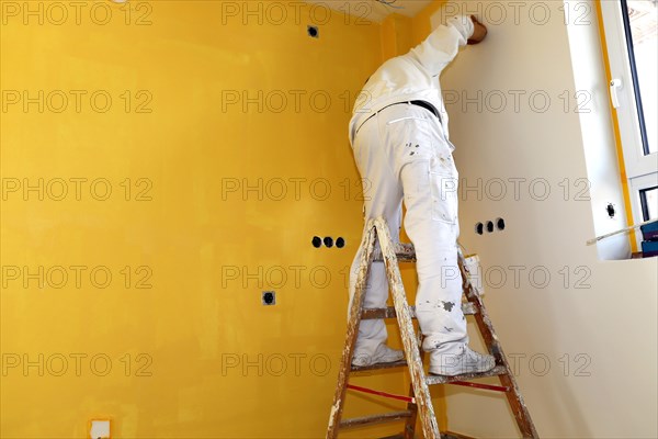 Painting work, interior painting, wall painting