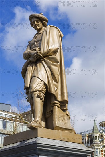 Statues at Rembrandtsplein, centre, city trip, holiday, journey, statue, monument, sight, history, metropolis, city, famous, Rembrandt, painter, Amsterdam, Netherlands