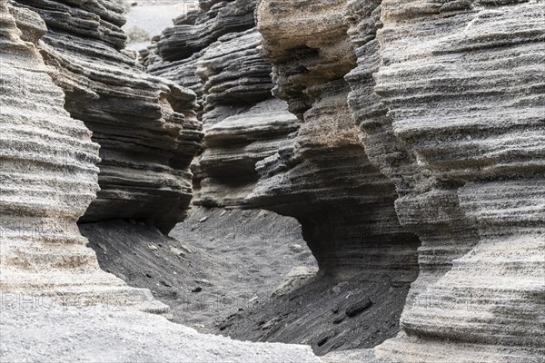 Volcanic fissure, Las Grietas, Lanzarote, Canary Islands, Spain, Europe