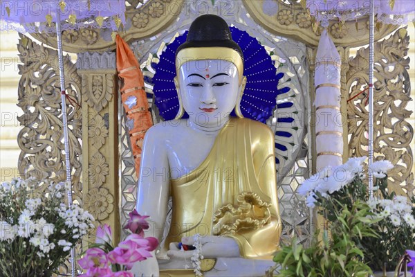 Buddha statue, marble tablets with the teachings of Theravada Buddhism, Kuthodaw Pagoda, Mandalay, Myanmar, Asia