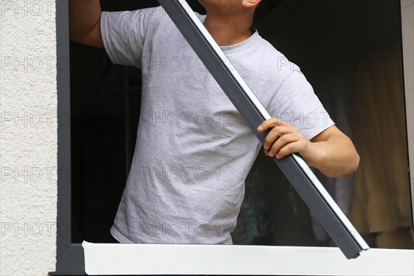 Professional window installation by a craftsman