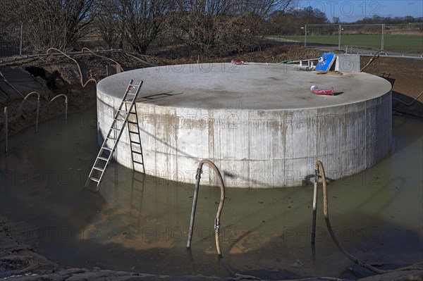 Construction of a new extinguishing water reservoir, Neunhof near Lauf an der Pegnitz, Middle Franconia, Bavaria, Germany, Europe