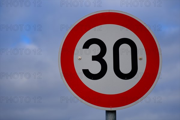 Traffic sign Permitted speed limit 30 km/h, North Rhine-Westphalia, Germany, Europe