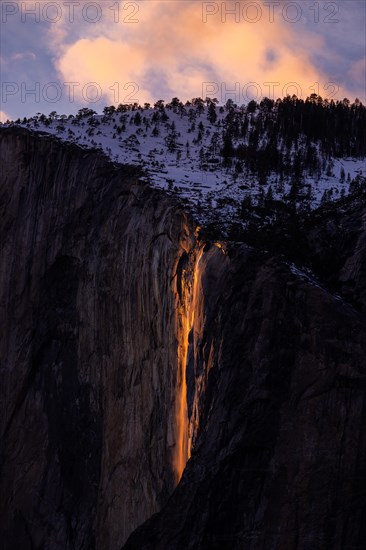 Sunset, Yosemite Firefall, nature, phenomenon, flowing fire, lava, natural phenomenon, waterfall, February, 2024, Horsetail Fall, El Capitan, Yosemite, California, USA, North America