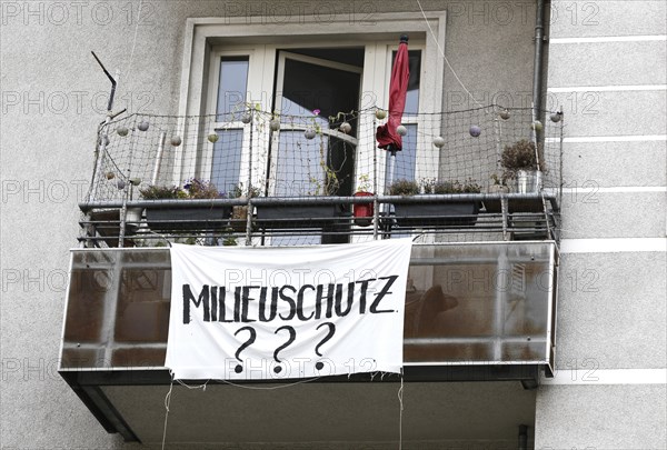 Protest by a tenants' initiative in Boxhagener Strasse in Berlin's Friedrichshain district. The tenants are calling on the Berlin district office to apply millieu protection, 15.08.2019