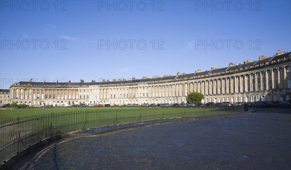 The Royal Crescent, architect John Wood the Younger built between 1767 and 1774, Bath, Somerset, England, United Kingdom, Europe