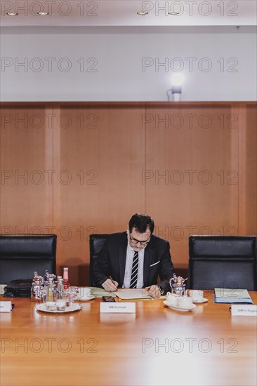 Wolfgang Schmidt (SPD), Head of the Federal Chancellery, recorded during the weekly cabinet meeting in Berlin, 21 February 2024