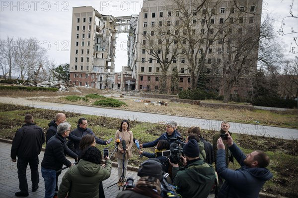 Annalena Baerbock (Alliance 90/The Greens), Federal Foreign Minister, gives a press statement in front of the destroyed building of the Mykolaiv regional administration. Mykolaiv, 25.02.2024. Photographed on behalf of the Federal Foreign Office