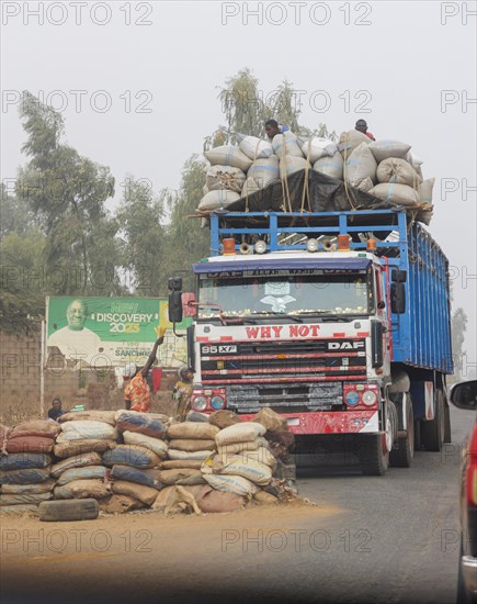 Transport on a lorry, Jos, 06.02.2024