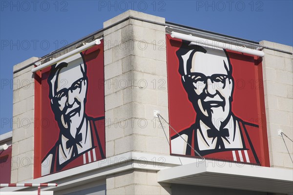 KFC restaurant, Anglia retail park, Ipswich, Suffolk, England, United Kingdom, Europe