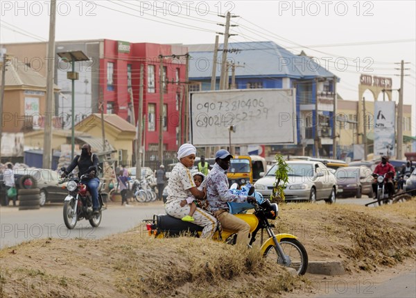 Street scene in the capital of Nigeria, Abuja, 06/02/2024