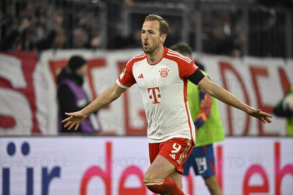 Goal celebration, cheering, Harry Kane FC Bayern Munich FCB (09) Allianz Arena, Munich, Bavaria, Germany, Europe