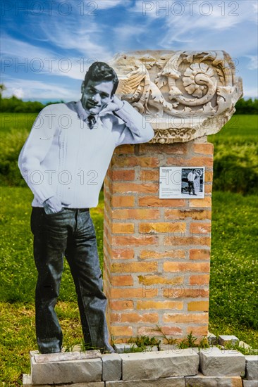 Pasolini monument on the Viia Sacram inland harbour, one of the best-preserved Roman harbour facilities, UNESCO World Heritage Site, important city in the Roman Empire, Friuli, Italy, Aquileia, Friuli, Italy, Europe