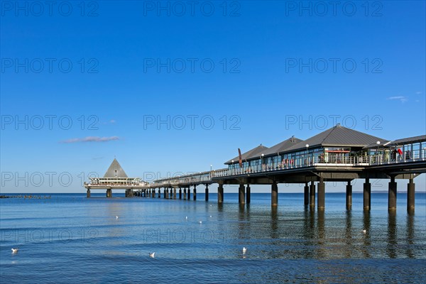 Heringsdorf Pier, Seebruecke Heringsdorf stretching out into the Baltic Sea on the island of Usedom, Mecklenburg-Vorpommern, Germany, Europe