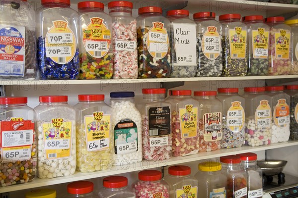 Jars of traditional sweets in sweet-shop, Woodbridge, Suffolk, England, United Kingdom, Europe