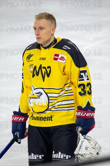 Markus Haennikaeinen (33, Adler Mannheim) at the home game on matchday 48 of the 2023/2024 DEL (German Ice Hockey League) season against Nuremberg Ice Tigers
