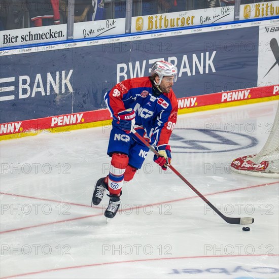 Constantin Braun (90, Nuremberg Ice Tigers) during the away game at Adler Mannheim on match day 48 of the 2023/2024 DEL (German Ice Hockey League) season