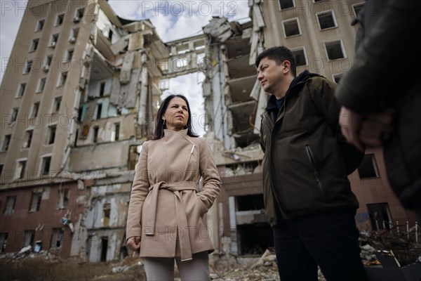 Annalena Baerbock (Alliance 90/The Greens), Federal Foreign Minister, visits the former seat of the regional administration of Mykolaiv oblast with the governor of Mykolaiv oblast, Vitaliy Kim. Mykolaiv, 25.02.2024. Photographed on behalf of the Federal Foreign Office