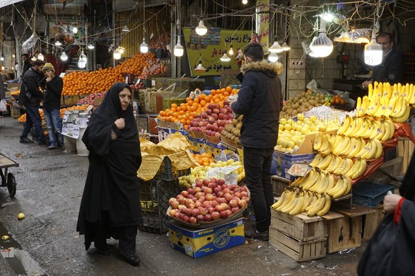 Fruit and vegetable sale in a bazaar in Tehran, Iran, 18/03/2019, Asia