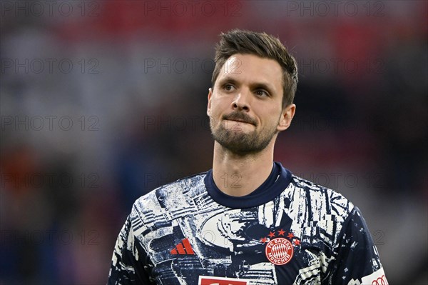 Warm-up training Goalkeeper Sven Ulreich FC Bayern Munich FCB (26) portrait, Allianz Arena, Munich, Bavaria, Germany, Europe