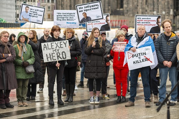 Vigil on 18 February 2024 for the deceased Alexei Navalny, Roncalliplatz, Cologne, North Rhine-Westphalia, Germany, Europe