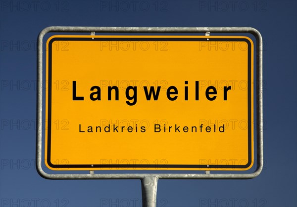 Town sign Langweiler, municipality in the district of Birkenfeld, Rhineland-Palatinate, Germany, Europe