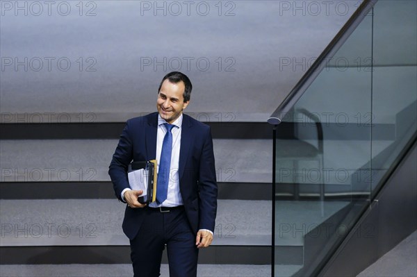 Mahmut Oezdemir, Parliamentary State Secretary to the Federal Minister of the Interior and for Home Affairs, is coming to the Bundestag. Berlin, 21 February 2024