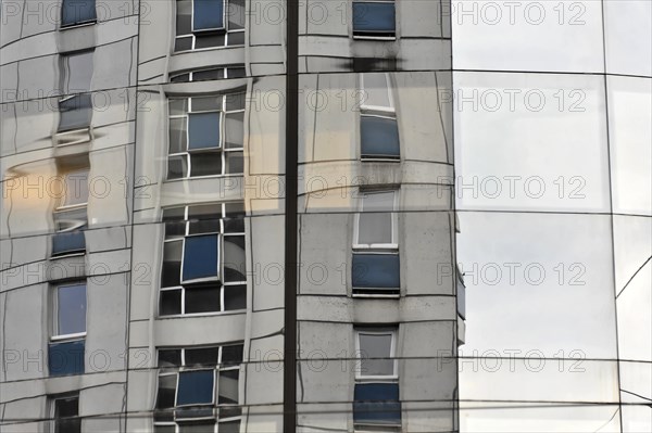 House front, commercial building in the centre, Montreux, Canton of Vaud, Switzerland, Europe