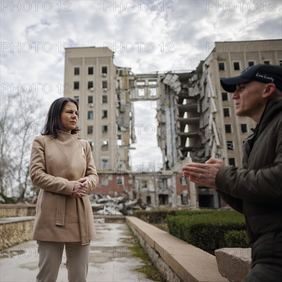 Annalena Baerbock (Alliance 90/The Greens), Federal Foreign Minister, visits the former seat of the regional administration of Mykolaiv oblast with the governor of Mykolaiv oblast, Vitaliy Kim. Mykolaiv, 25.02.2024. Photographed on behalf of the Federal Foreign Office