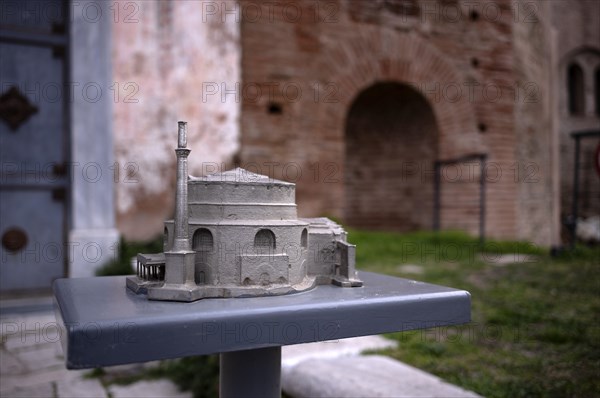 Exterior view of Rotonda, Rotunda of Galerius, Roman round temple, model in front of entrance door, Thessaloniki, Macedonia, Greece, Europe