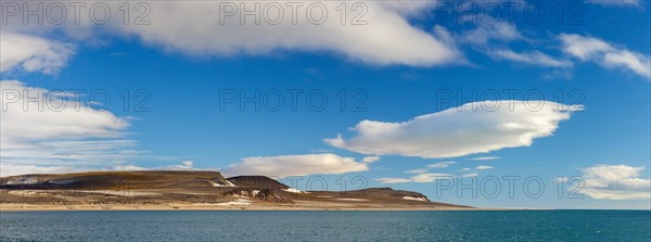 Torellneset, headland at the southwestern side of Nordaustlandet in summer, Gustav Adolf Land, Svalbard, Spitsbergen, Norway, Europe