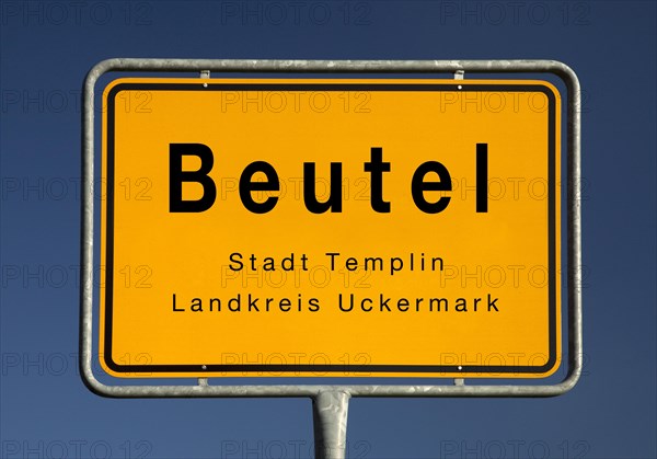 Place name sign Beutel, district of the town of Templin, district of Uckermark, Brandenburg, Germany, Europe
