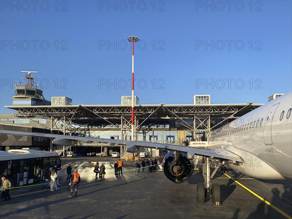 Passengers boarding the aircraft from the shuttle bus, Aegan Airlines, tarmac, Makedonia Airport, Thessaloniki Airport, Macedonia, Greece, Europe