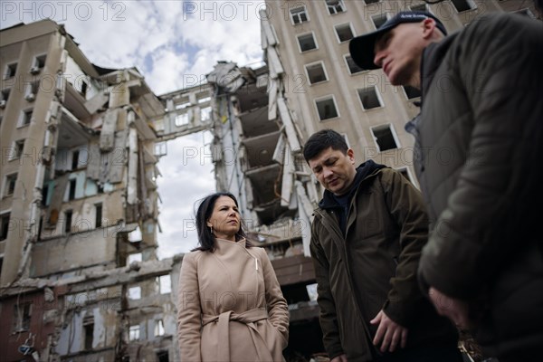 Annalena Baerbock (Alliance 90/The Greens), Federal Foreign Minister, visits the former seat of the regional administration of Mykolaiv oblast with the governor of Mykolaiv oblast, Vitaliy Kim. Mykolaiv, 25.02.2024. Photographed on behalf of the Federal Foreign Office