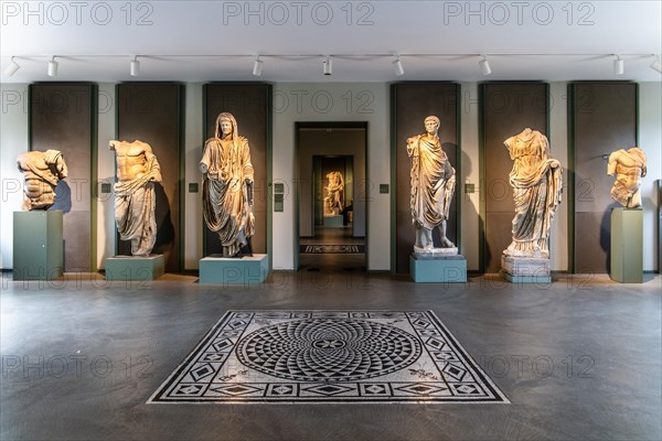 Entrance hall with sculptures and mosaic floor, National Archaeological Museum, Villa Cassis Faraone, UNESCO World Heritage Site, important city in the Roman Empire, Friuli, Italy, Aquileia, Friuli, Italy, Europe