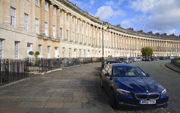 The Royal Crescent, architect John Wood the Younger built between 1767 and 1774, Bath, Somerset, England, United Kingdom, Europe