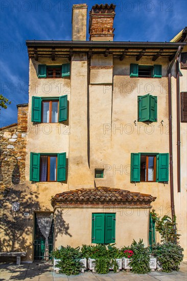 Old town houses, Citta vecchia, island of Grado, north coast of the Adriatic Sea, Friuli, Italy, Grado, Friuli, Italy, Europe